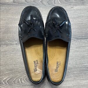 G.H. Bass & Co. Black Loafers Slip-On Shoes